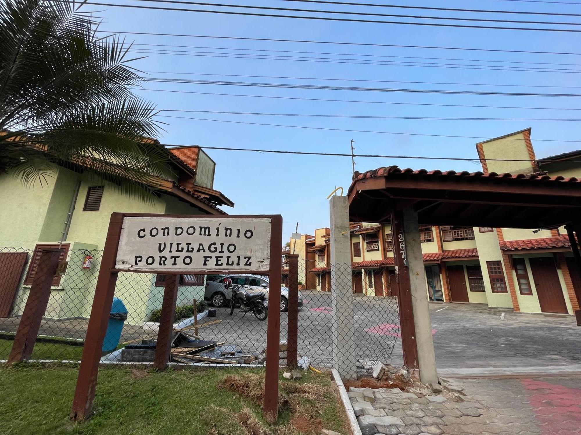 Pe Na Areia Na Praia Das Toninhas - Villagio 24 Porto Feliz Ubatuba Buitenkant foto